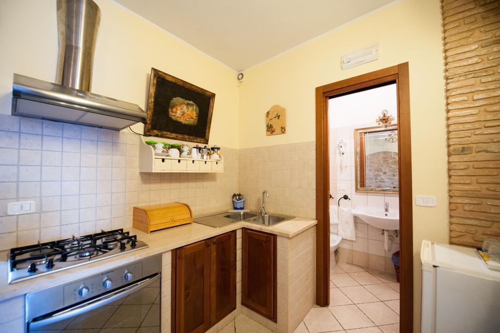 Bed And Breakfast Mblo Fondi Exterior foto