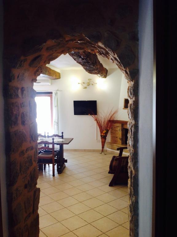 Bed And Breakfast Mblo Fondi Exterior foto